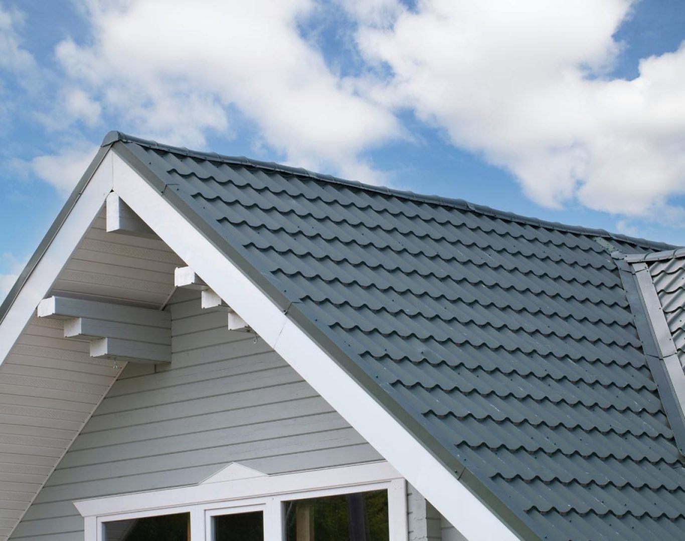 Professional roof inspection in Summerville, SC to detect leaks, storm damage, and worn shingles