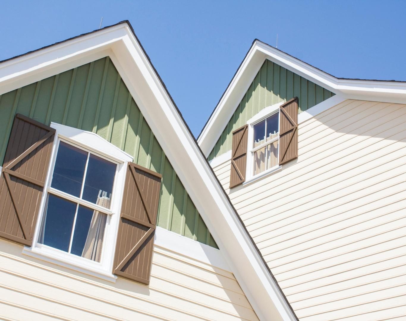 Weather-resistant siding replacement in West Ashley, SC homes